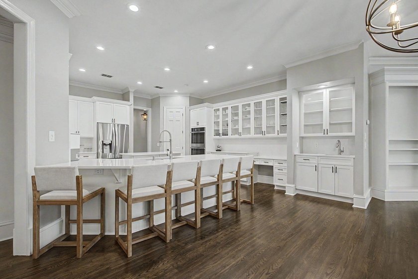 This exceptional 5-bedroom, 3.5-bath home in the gated Golden - photo 18