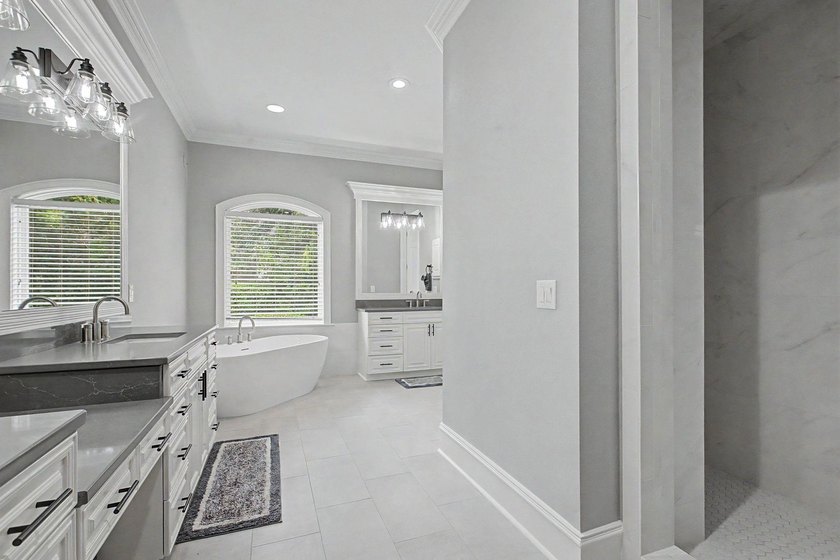 This exceptional 5-bedroom, 3.5-bath home in the gated Golden - photo 33