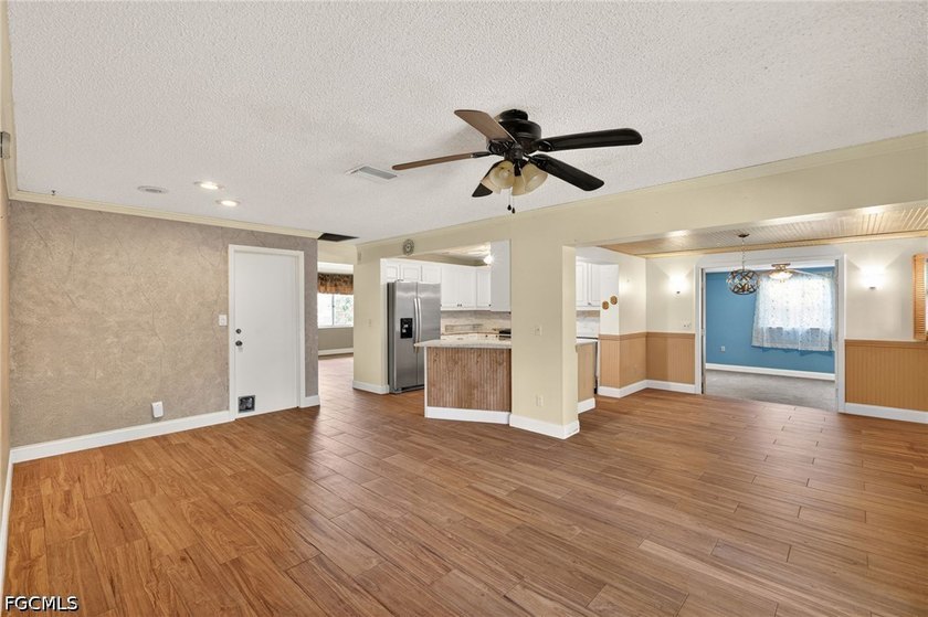 This is home is a must see!! This is a great first-time home - photo 6