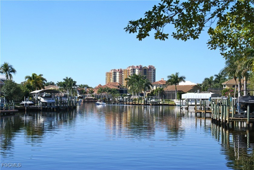 Cape Coral Canal-Front Vacant Lot - Perfect for a Future - photo 3