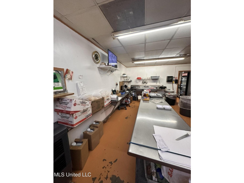 Outstanding opportunity to own a 3,362 SqFt restaurant/ - photo 5
