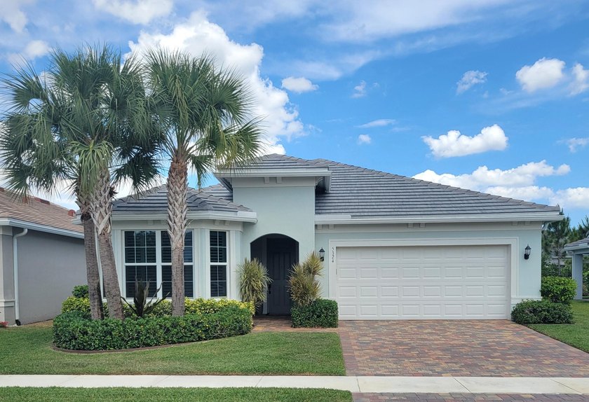 LOOK NO FURTHER THIS PRISTINE UPGRADED HOME SHOWS LIKE A MODEL - photo 2