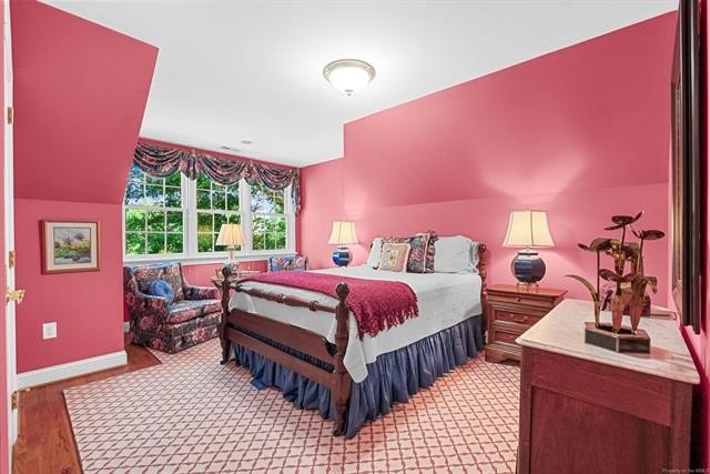 A truly exceptional property where quality, elegance, and views - photo 34