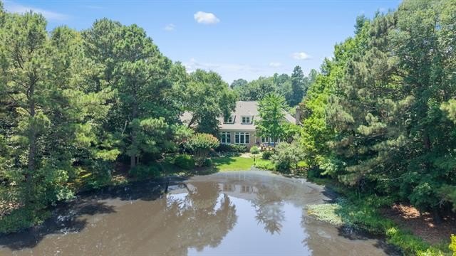 A truly exceptional property where quality, elegance, and views - photo 48