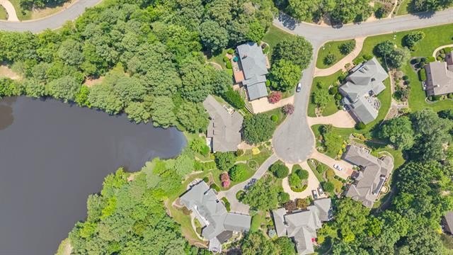 A truly exceptional property where quality, elegance, and views - photo 50