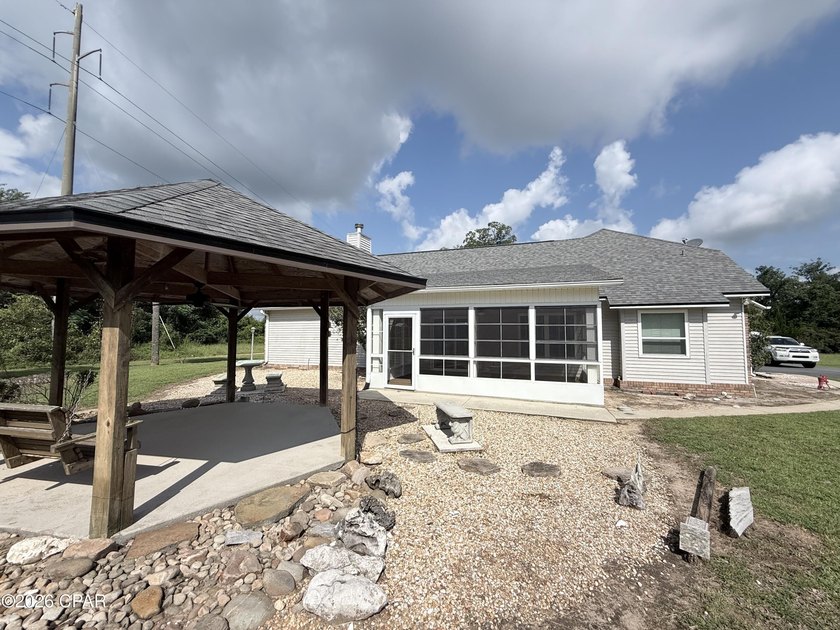 Welcome home to this spacious 3-bedroom, 2-bath brick home - photo 30