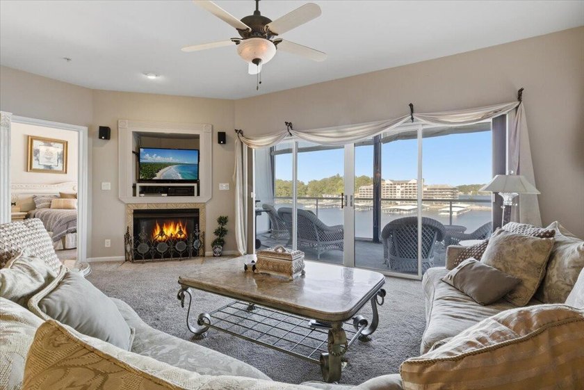 Nightly Rentals Allowed! This light-filled condo with three - photo 18