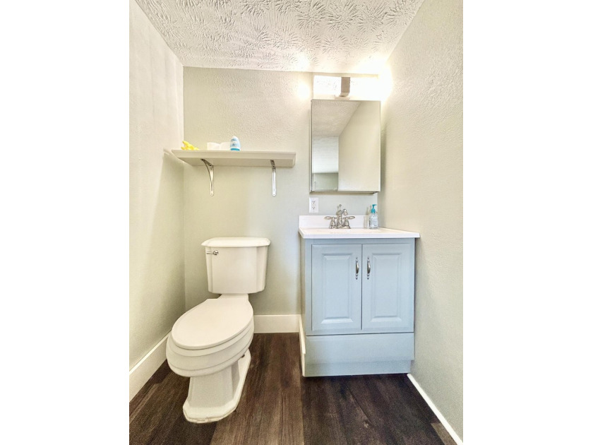 ESTATE SALE of this ground floor unit with or without - photo 27