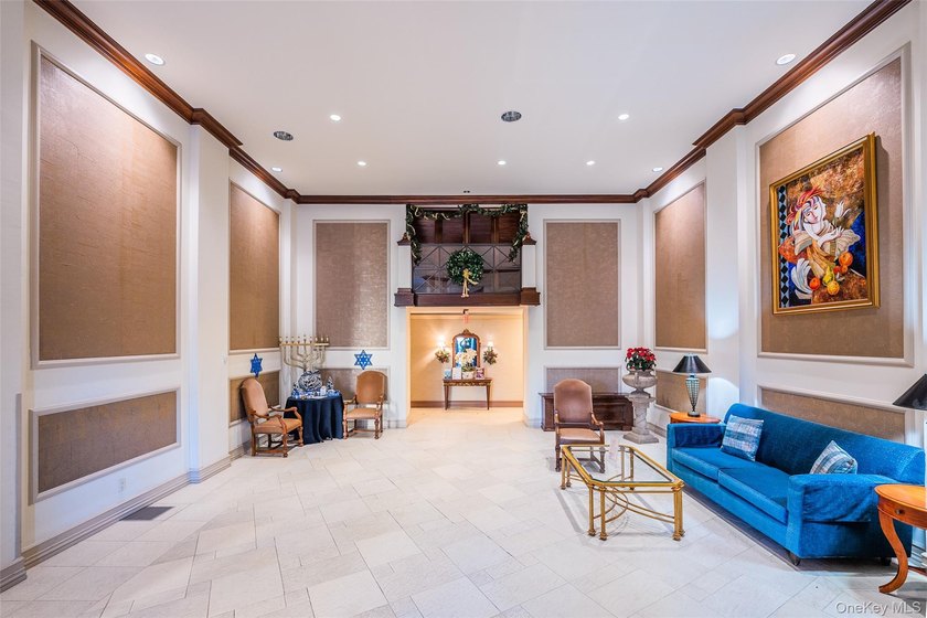 Beautiful high-floor 1-bedroom, 1-bath condo. This bright and - photo 5