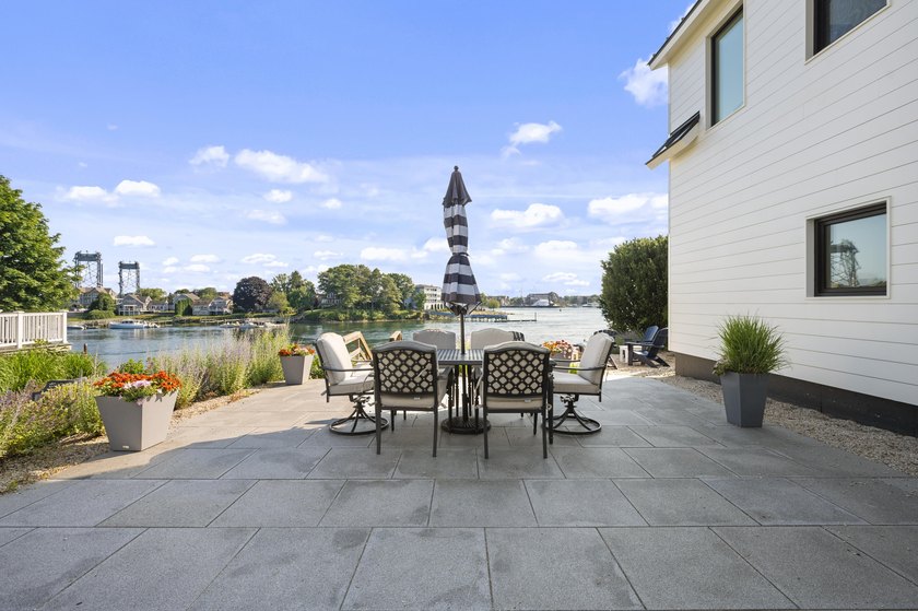 Don't let this once-in-a-generation waterfront masterpiece pass - photo 12