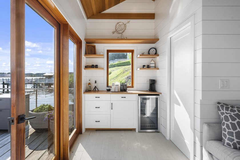 Don't let this once-in-a-generation waterfront masterpiece pass - photo 44