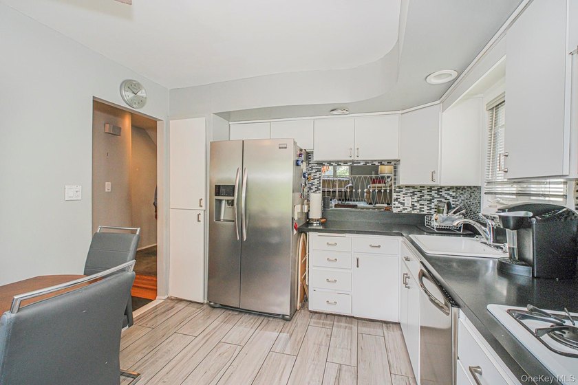 Welcome to 1438 East 70th Street - A Home With Space, Comfort &amp; - photo 17