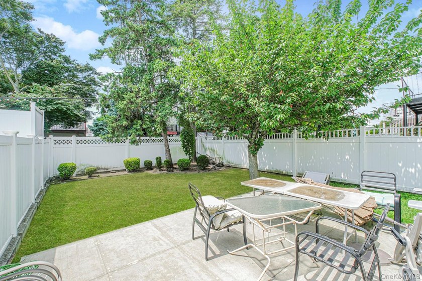 Welcome to 1438 East 70th Street - A Home With Space, Comfort &amp; - photo 20