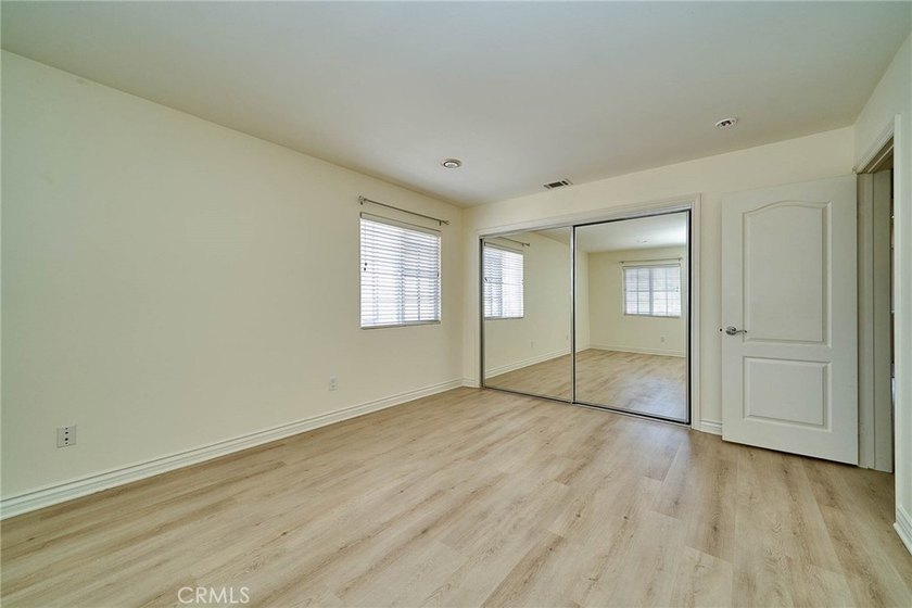 Welcome to this newer construction freestanding townhome in the - photo 16