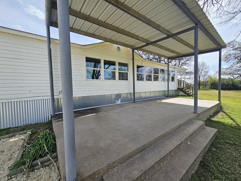 3/2 Waterfront Home in Big Creek Subdivision - photo 10