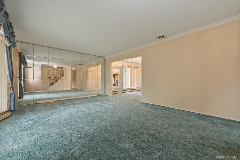 Spacious 4-bedroom, 2 full bath, 2 half bath Colonial offering - photo 3