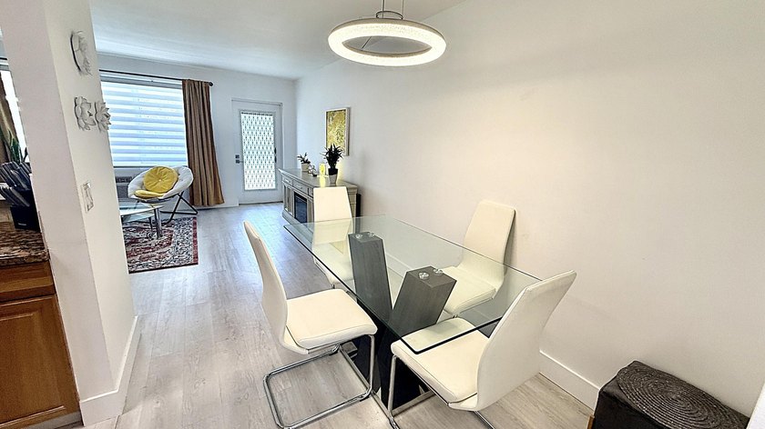 Upgraded Kitched &amp; Bath UnFurnished 1 BR 1 Bath, 585 SF - photo 9