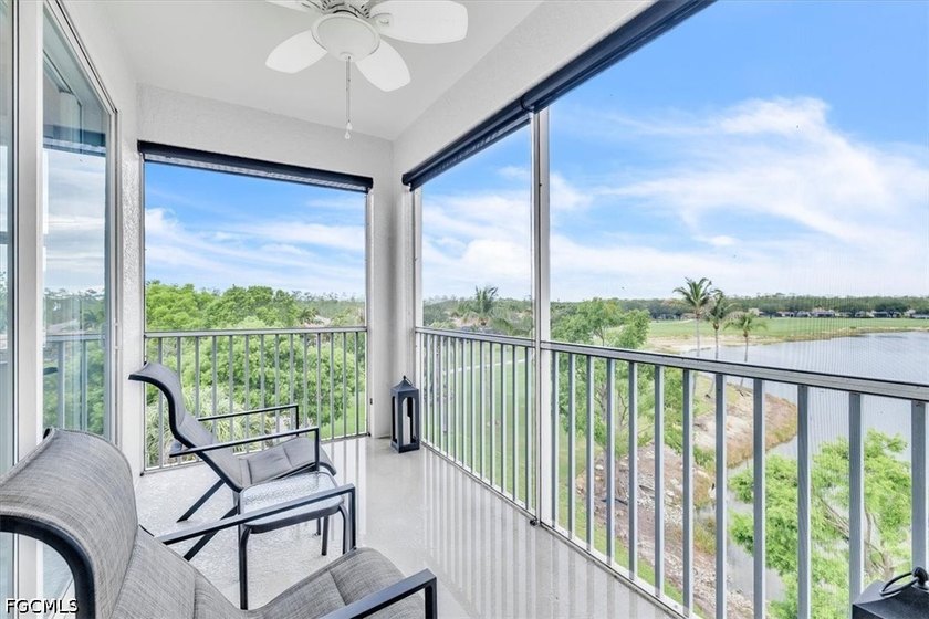 Spectacular TOP Fl Updated Carlisle End Unit with panoramic - photo 22