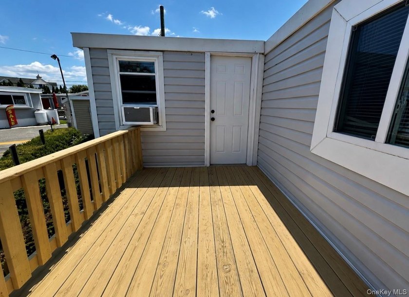Buy the unit and rent the land to call it your own. Land lease - photo 2