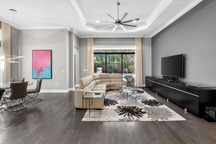Welcome to Prestigious Seven Bridges. This Vizcaya Model with 5 - photo 15