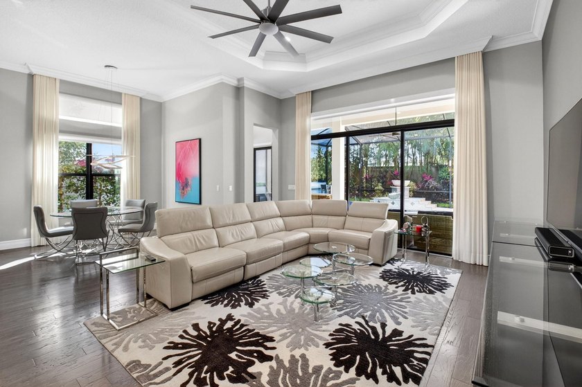Welcome to Prestigious Seven Bridges. This Vizcaya Model with 5 - photo 16