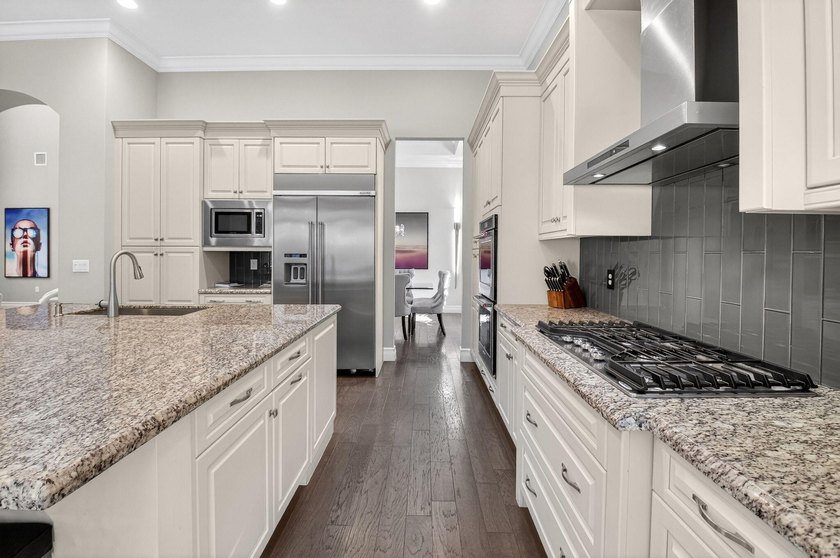 Welcome to Prestigious Seven Bridges. This Vizcaya Model with 5 - photo 22