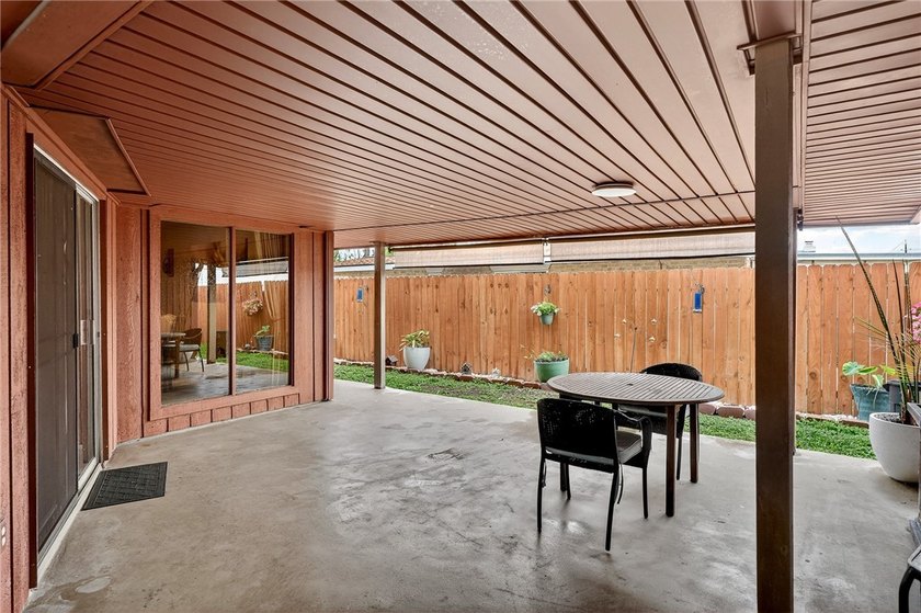 Open House Sun., June 14th from 1 to 3! Nestled in the desirable - photo 29