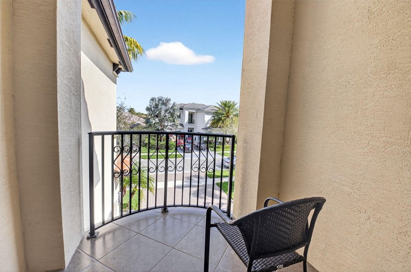 Welcome to Prestigious Seven Bridges. This Vizcaya Model with 5 - photo 41