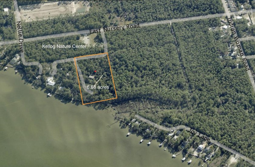 This is a rare opportunity to own a 6.68 acre property that - photo 17
