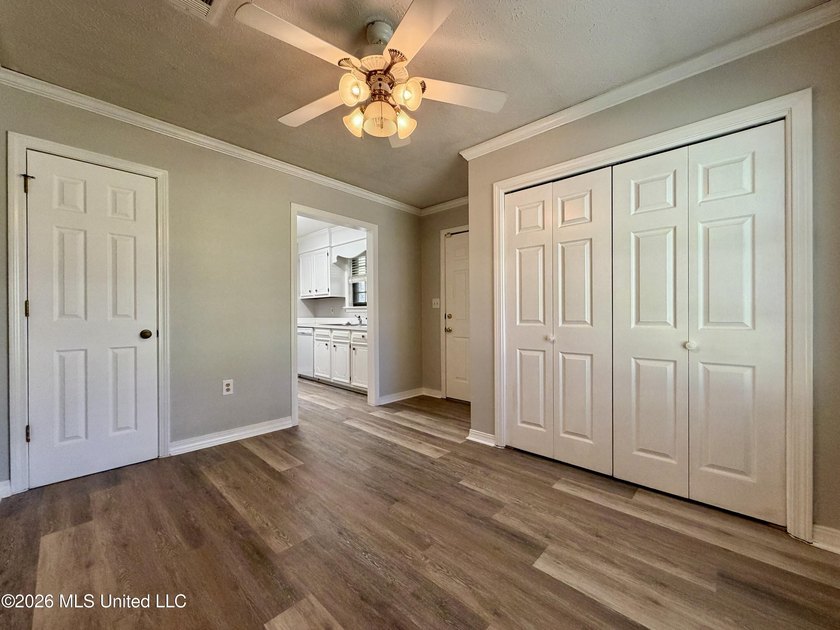 Welcome home to 102 Mary's Cove! This beautifully updated home - photo 12