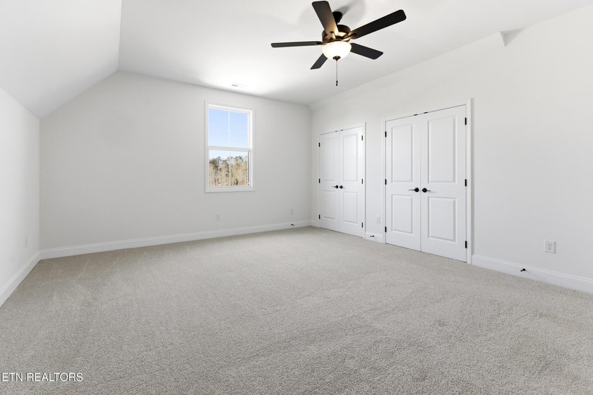 BACK ON THE MARKET &amp; MOVE IN READY!!!! Welcome to the Willow - a - photo 42