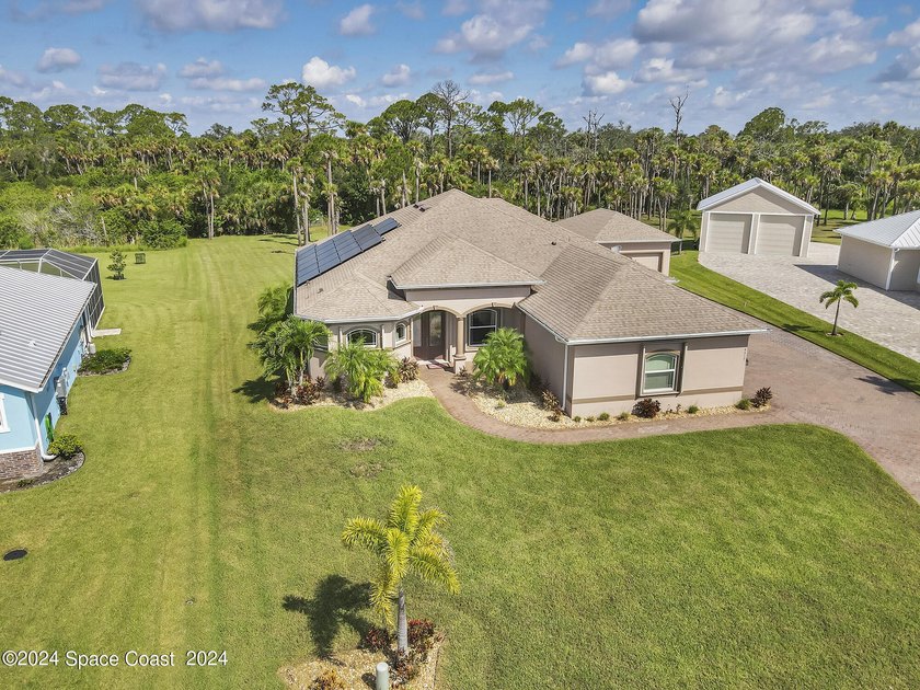 You got to check out this Very energy efficient home with - photo 3