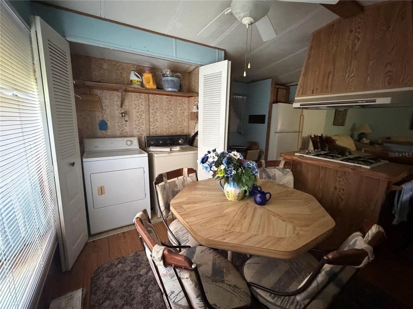 -Investor or Handyman special waterfront opportunity on the - photo 15