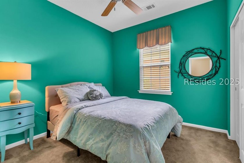 Welcome Home! Step into this charming Primrose floor plan - photo 20