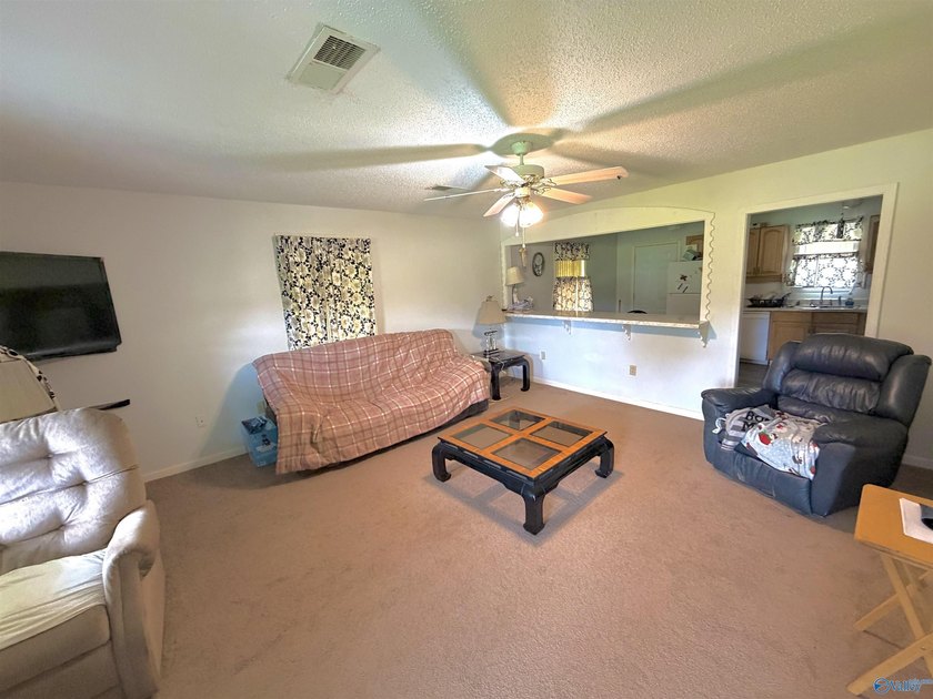 Enjoy the perfect blend of space, privacy, and convenience with - photo 9