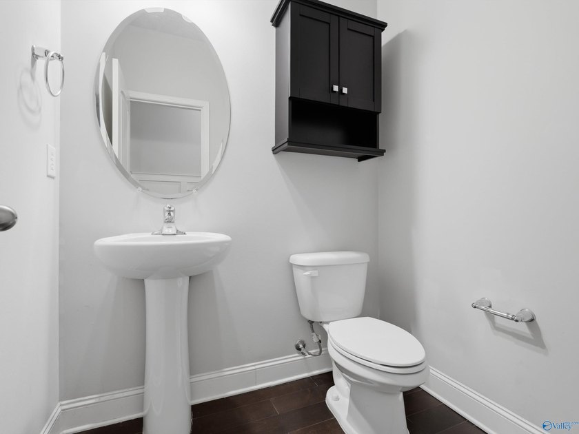 This home offers unbeatable convenience, just minutes from - photo 10