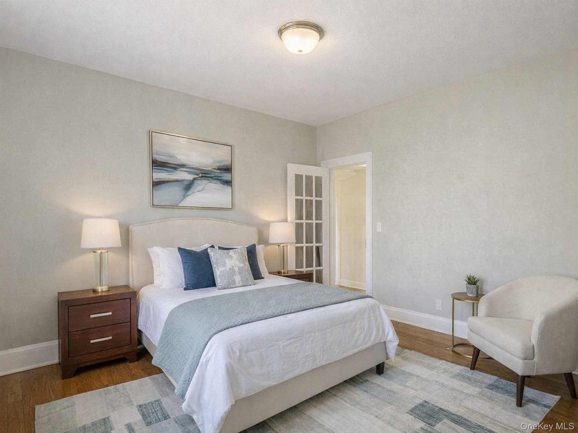 Welcome to 720 Franklin Blvd!!! A distinctive corner property - photo 11