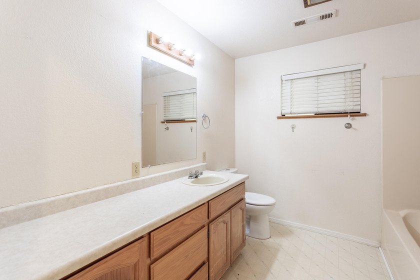 Welcome to 20436 Gas Point Rd in Cottonwood! This property - photo 14