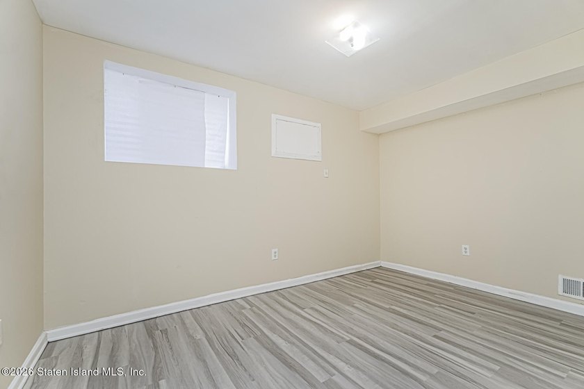 Rare opportunity for investor or end user to own a spacious - photo 14
