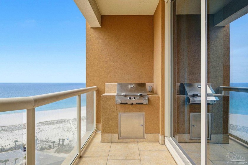 Floor-to-ceiling glass, a private balcony with a built-in grill - photo 16