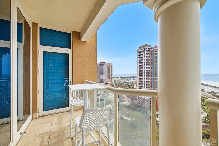Floor-to-ceiling glass, a private balcony with a built-in grill - photo 17