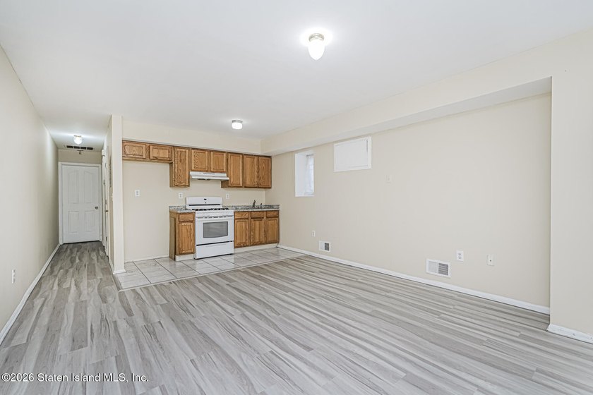 Rare opportunity for investor or end user to own a spacious - photo 18