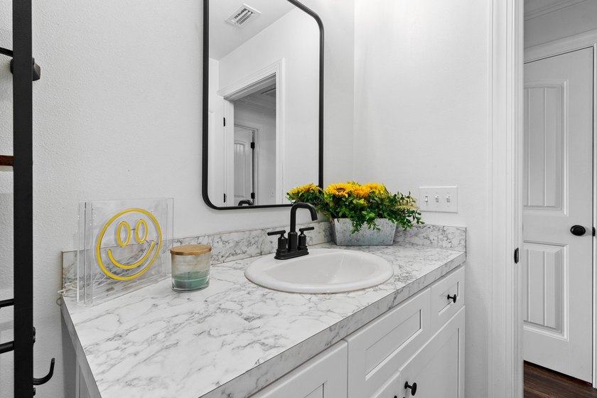 100% FINANCING AVAILABLE! Welcome home to this beautifully - photo 23