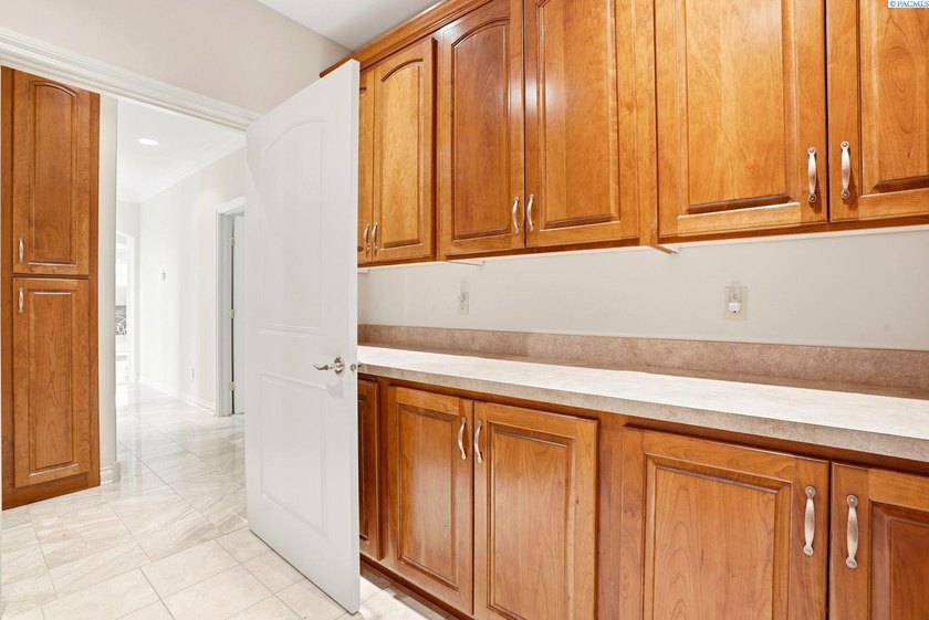 MLS# 292353 Open House May 8 &amp; 9th from 2pm-5pm! Join us and see - photo 31