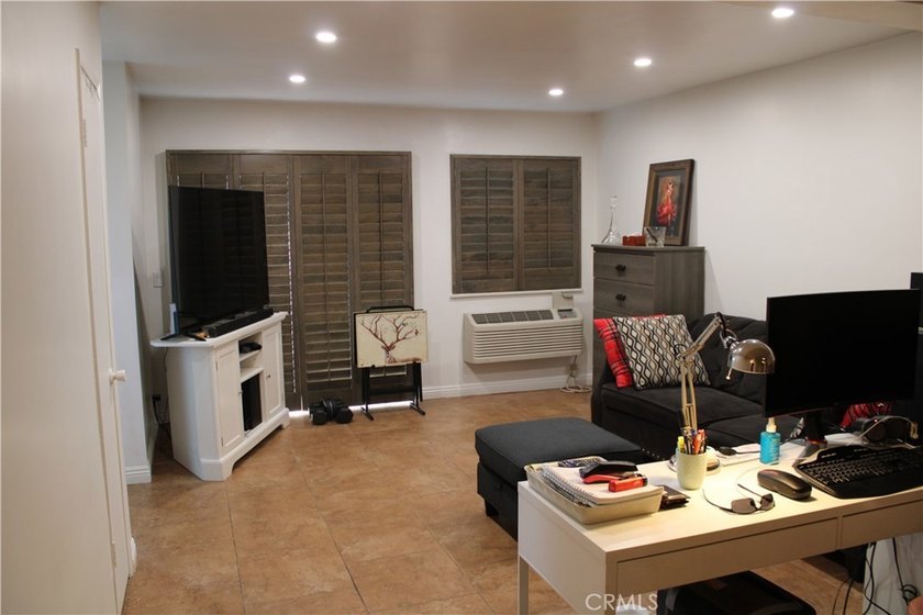 UNIT 40. EXCELLENT STARTED ONE BEDROOM. PME BATH, AND ONE - photo 10