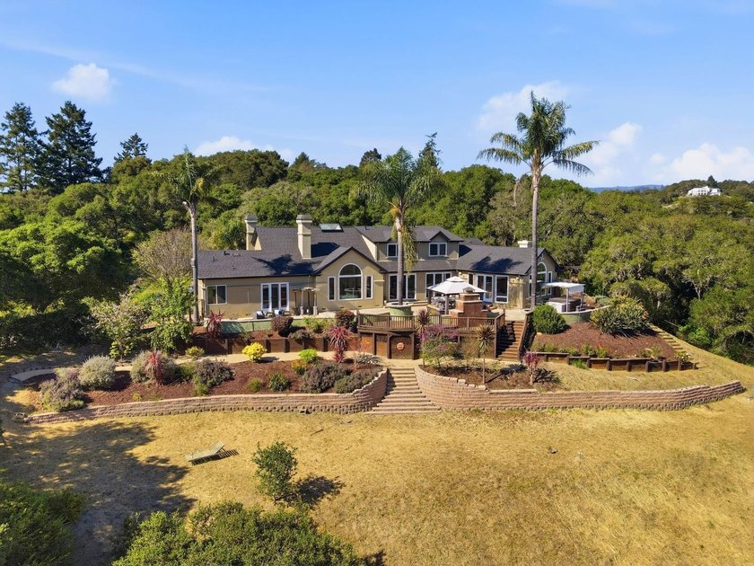 Welcome to the exclusive Mockingbird Ridge neighborhood in Aptos - photo 2