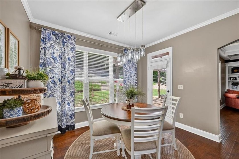 Gorgeous residence in prime Sugar Hill location. Nestled on a - photo 11