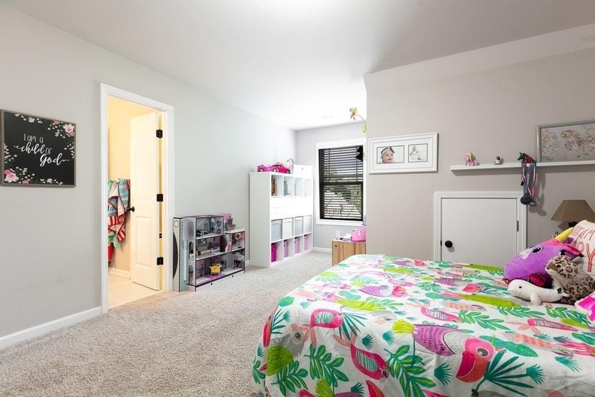 Gorgeous residence in prime Sugar Hill location. Nestled on a - photo 25
