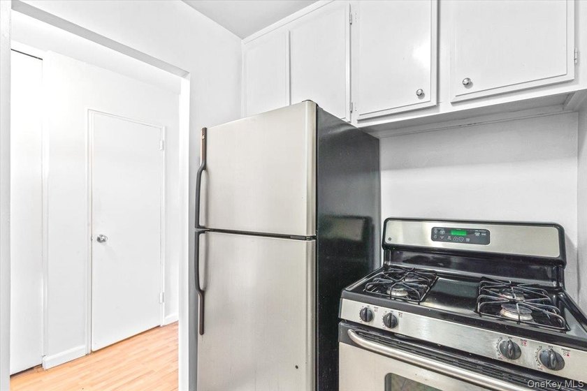 Welcome to luxury living at the Greenbriar Condo-op, located on - photo 4
