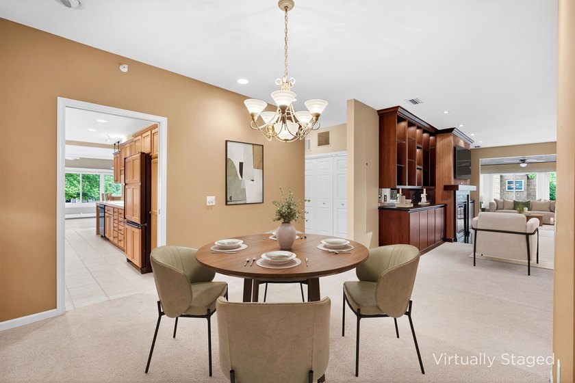 Beautiful luxury condominium home in East Madison's sought after - photo 2